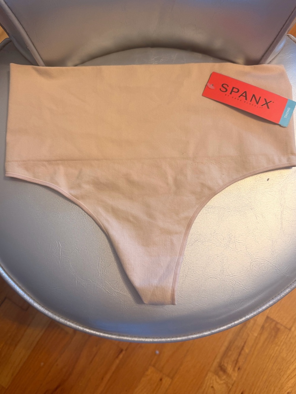 NWT SPANX Seamless High-Waist Nude thong Tummy control size L
